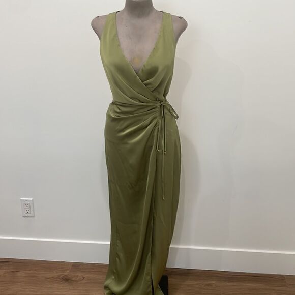 NWT LEXI marigold satin cutout maxi dress - Picture 7 of 12